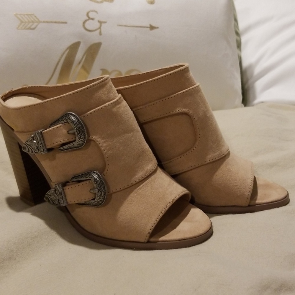 Forever 21 open toe heel - Picture 2 of 6